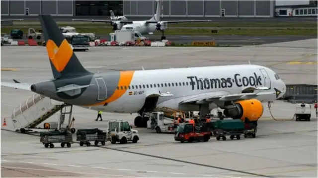 A Thomas Cook plane