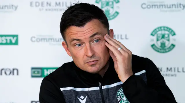 Hibs manager Paul Heckingbottom