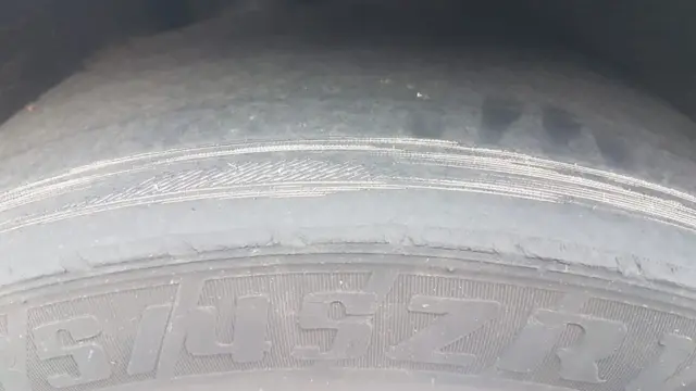 Dangerous tyre