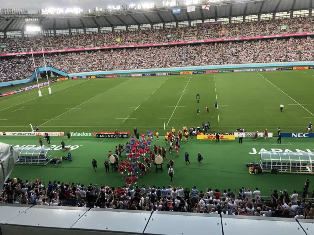 Teams go back into the tunnel