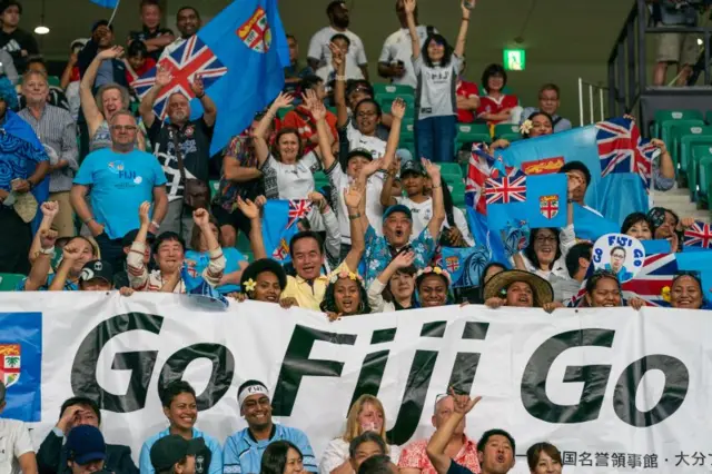 Fiji Fans