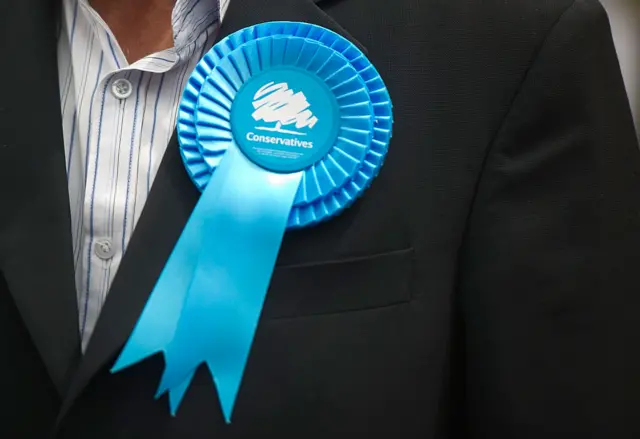 Conservative rosette