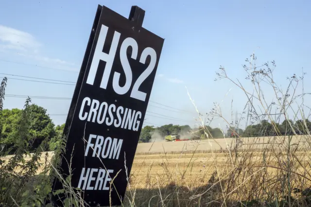 HS2 sign