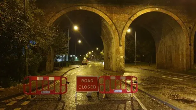 Hylton Road closed