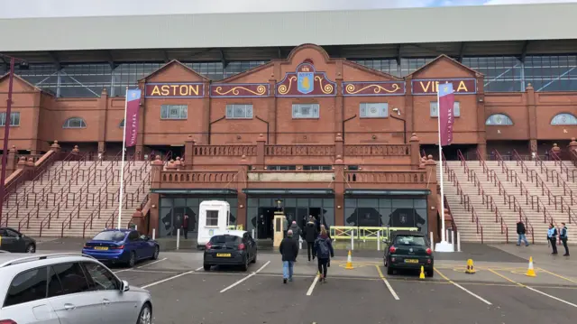 Villa Park