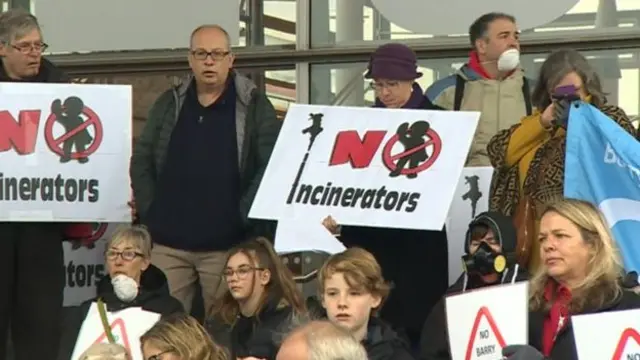 People held up placards and the protest heard speeches from those against the plans at the Senedd on Saturday