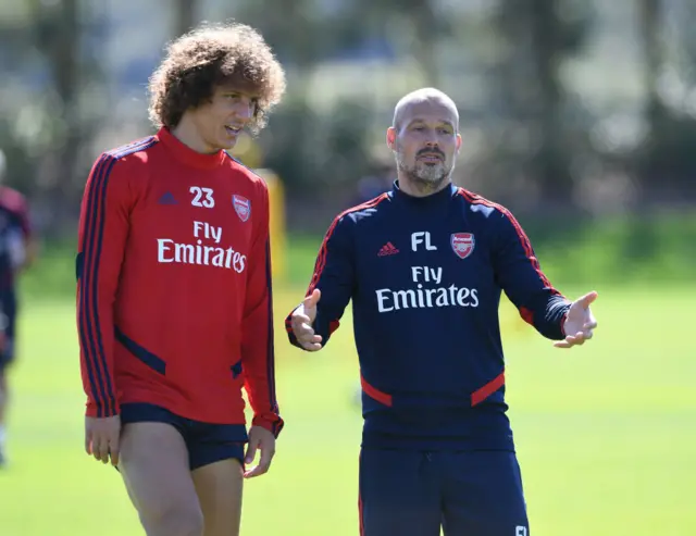 Freddie Ljunberg and David Luiz