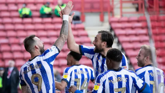 Sheff Wed celebrate