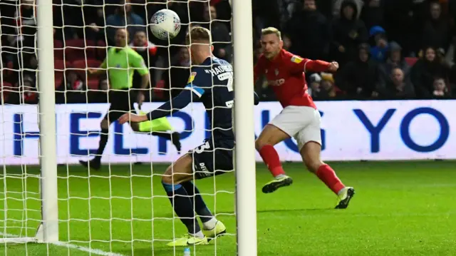 Andi Weimann scores for Bristol City