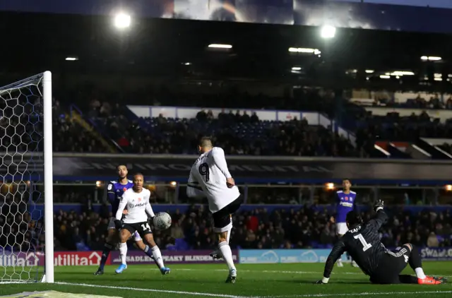 Aleksandar Mitrovic scores for Fulham