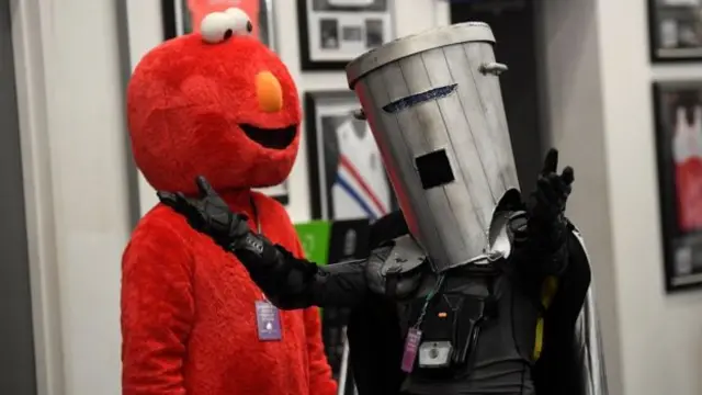 Elmo and Count Binface