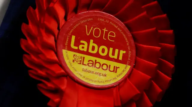 Labour rosette