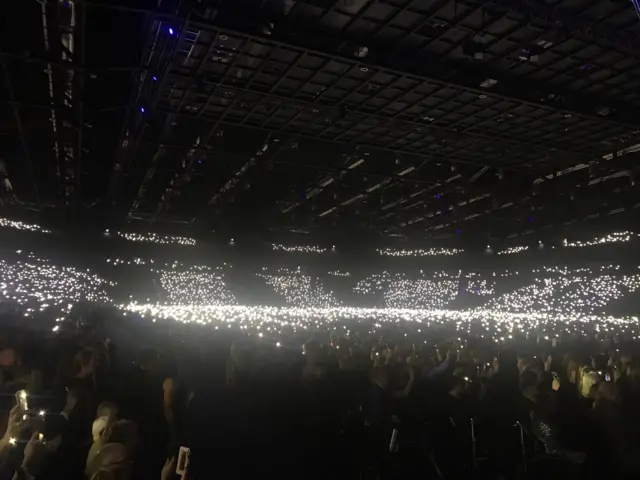 Lights on people's phones at Sports Personality of the year