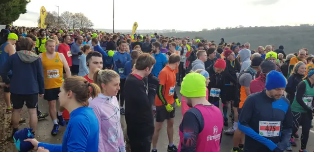 Runners at the start line