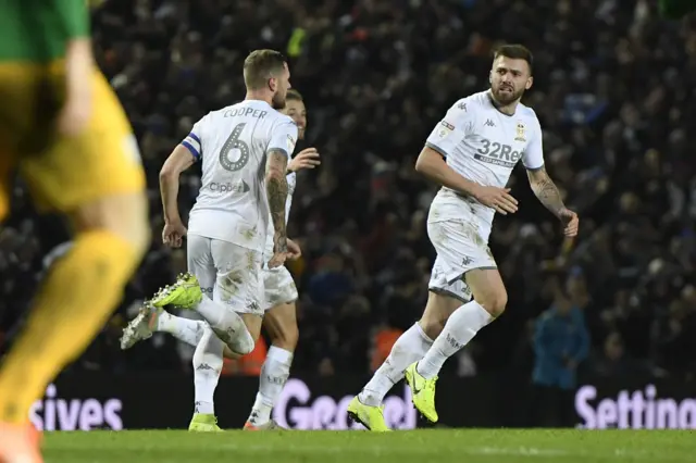 Stuart Dallas celebrates his goal