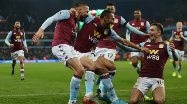 Conor Hourihane of Aston Villa celebrates with team-mates