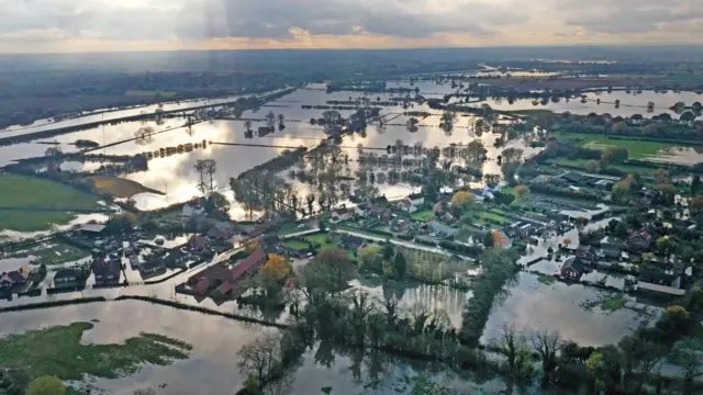 Flooding in Fishlake