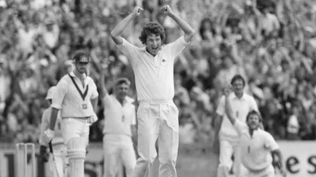 Bob Willis celebrating