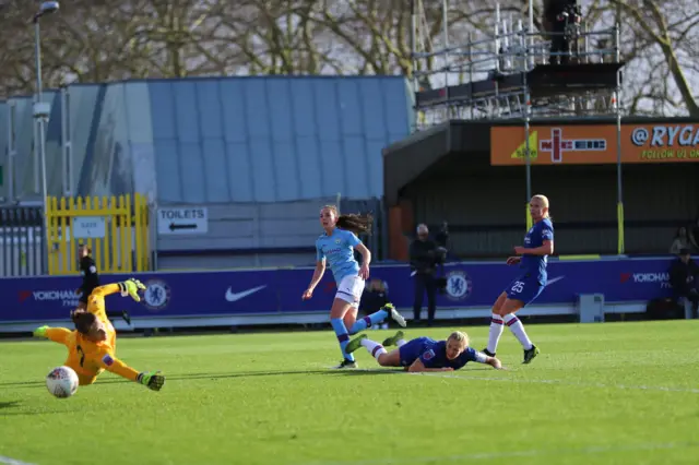 Caroline Weir goal