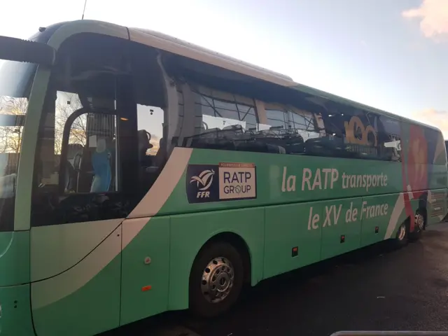 French team bus