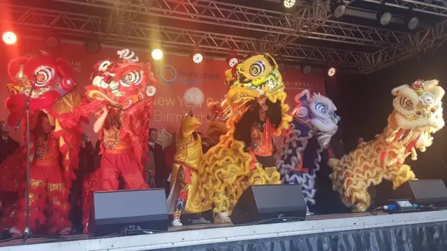 Dragon dancers