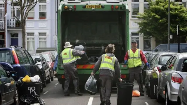 Bin workers