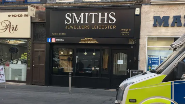 Smiths Jewellers