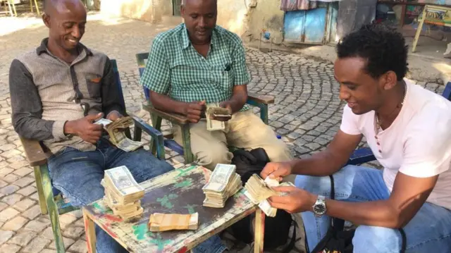 Money changers in Humera, Ethiopia