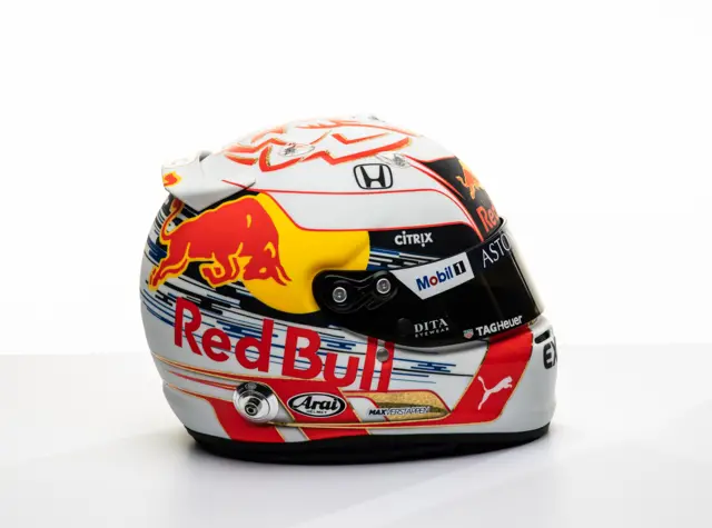 Max Verstappen helmet