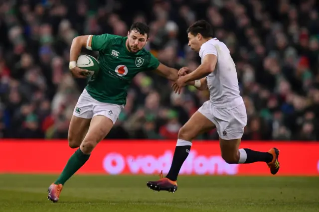 Robbie Henshaw is tackled