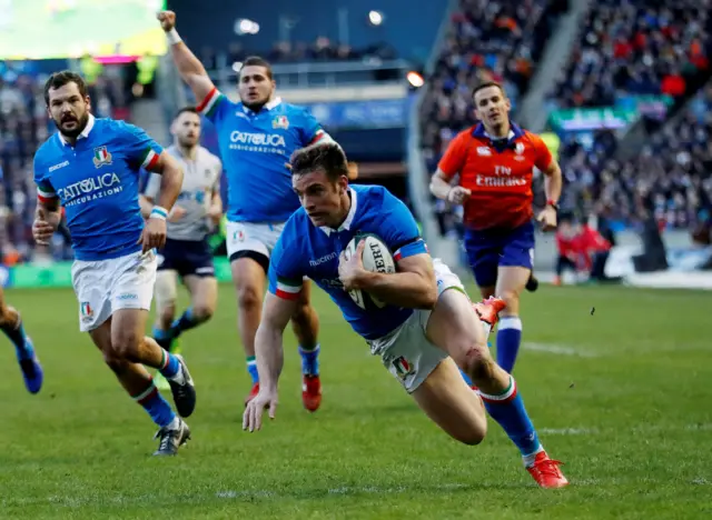 Edoardo Padovani scores for Italy