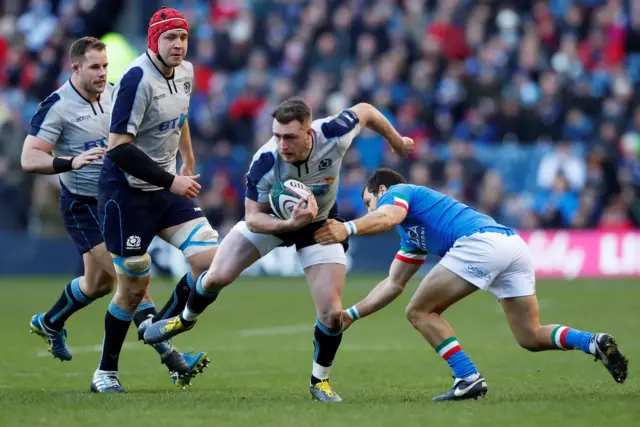 Stuart Hogg breaks through