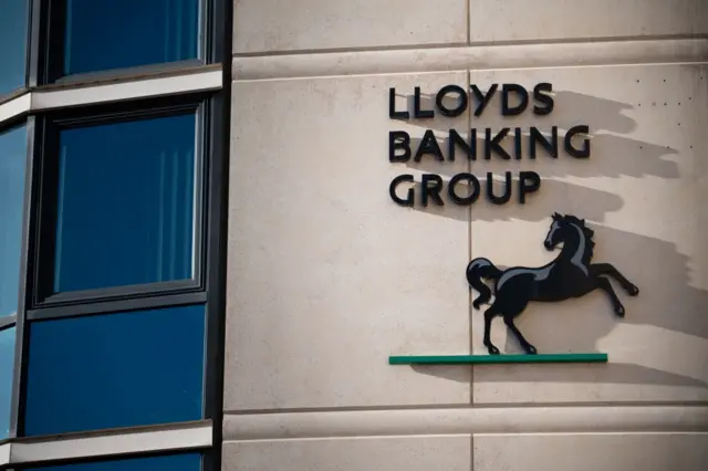 lloyds logo