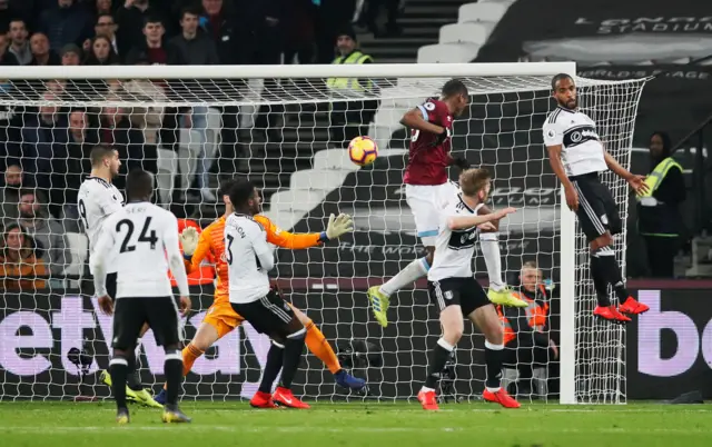Issa Diop scores