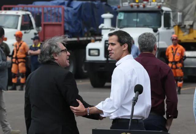 Juan Guaidó (R) with Luis Almagro in Cucuta, Colombia, on Saturday