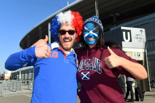 France and Scotland fans