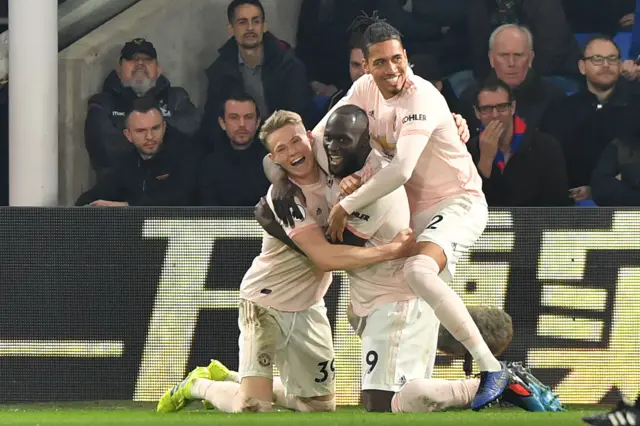 United players celebrate