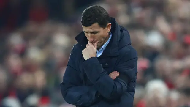 Javi Gracia with his head down