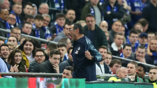 Maurizio Sarri reacts angrily during Sunday's Carabao Cup final