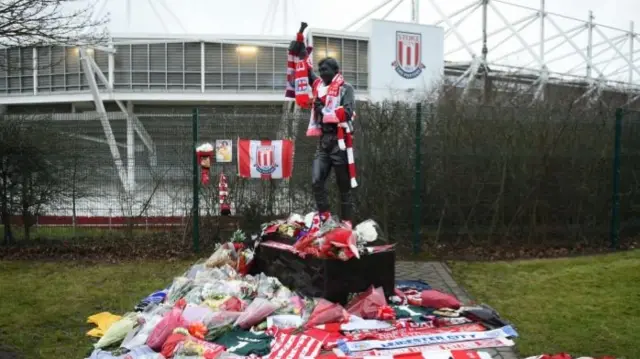 Tributes to Gordon Banks at Stoke City stadium