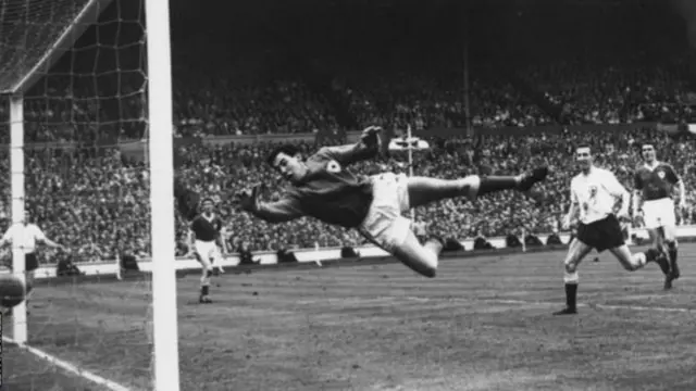 Gordon Banks was in goal when Leicester lost 2-0 against Spurs in the 1961 FA Cup final