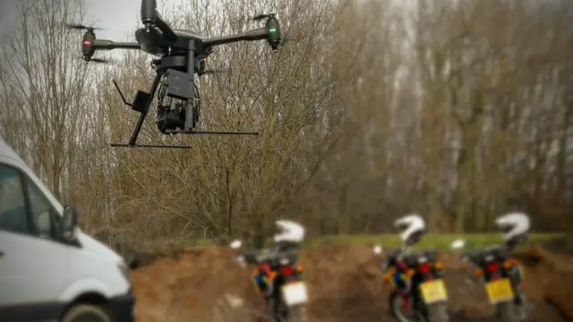 DRONE OVER ROAD BIKERS