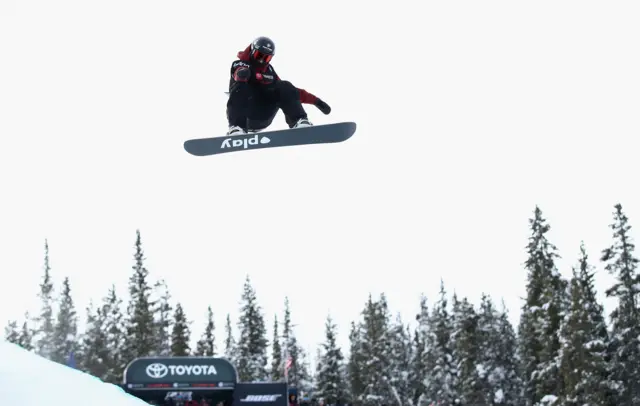 Snowboard halfpipe