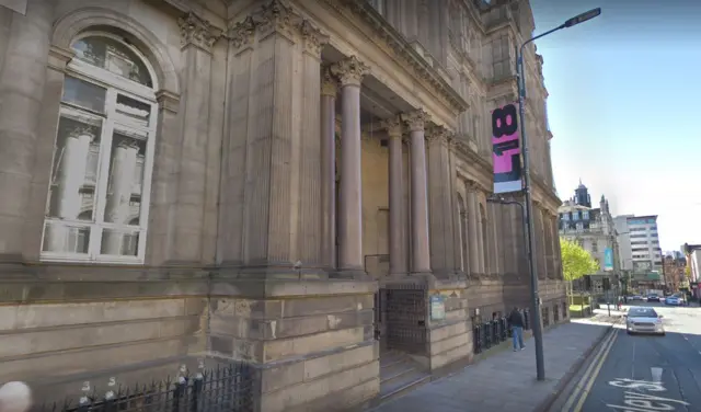 LEEDS CENTRAL LIBRARY