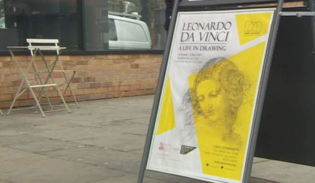 Board advertising Leonardo Da Vinci's "A Life in Drawing"