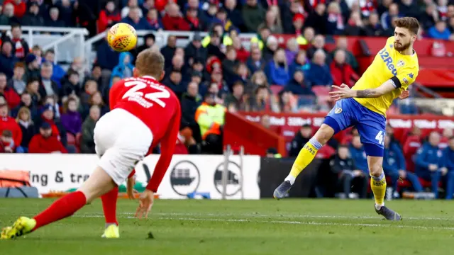 Mat Klich shoots for Leeds