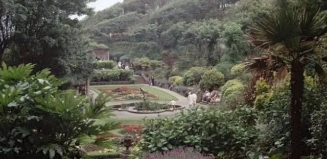 South Cliff Gardens