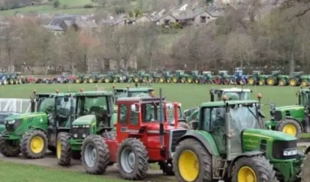 Tractor convoy