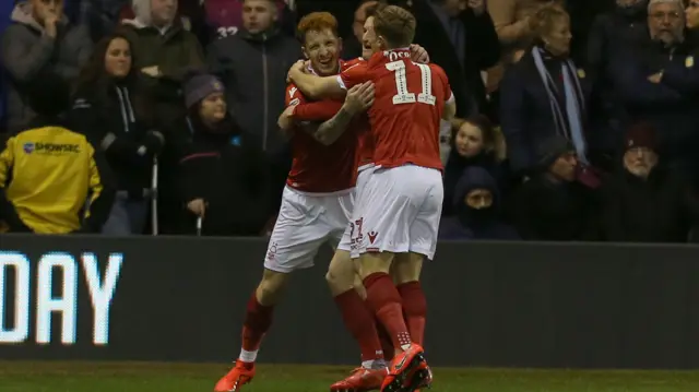 Colback celly