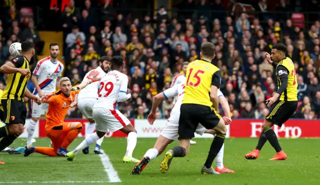 Etienne Capoue goal